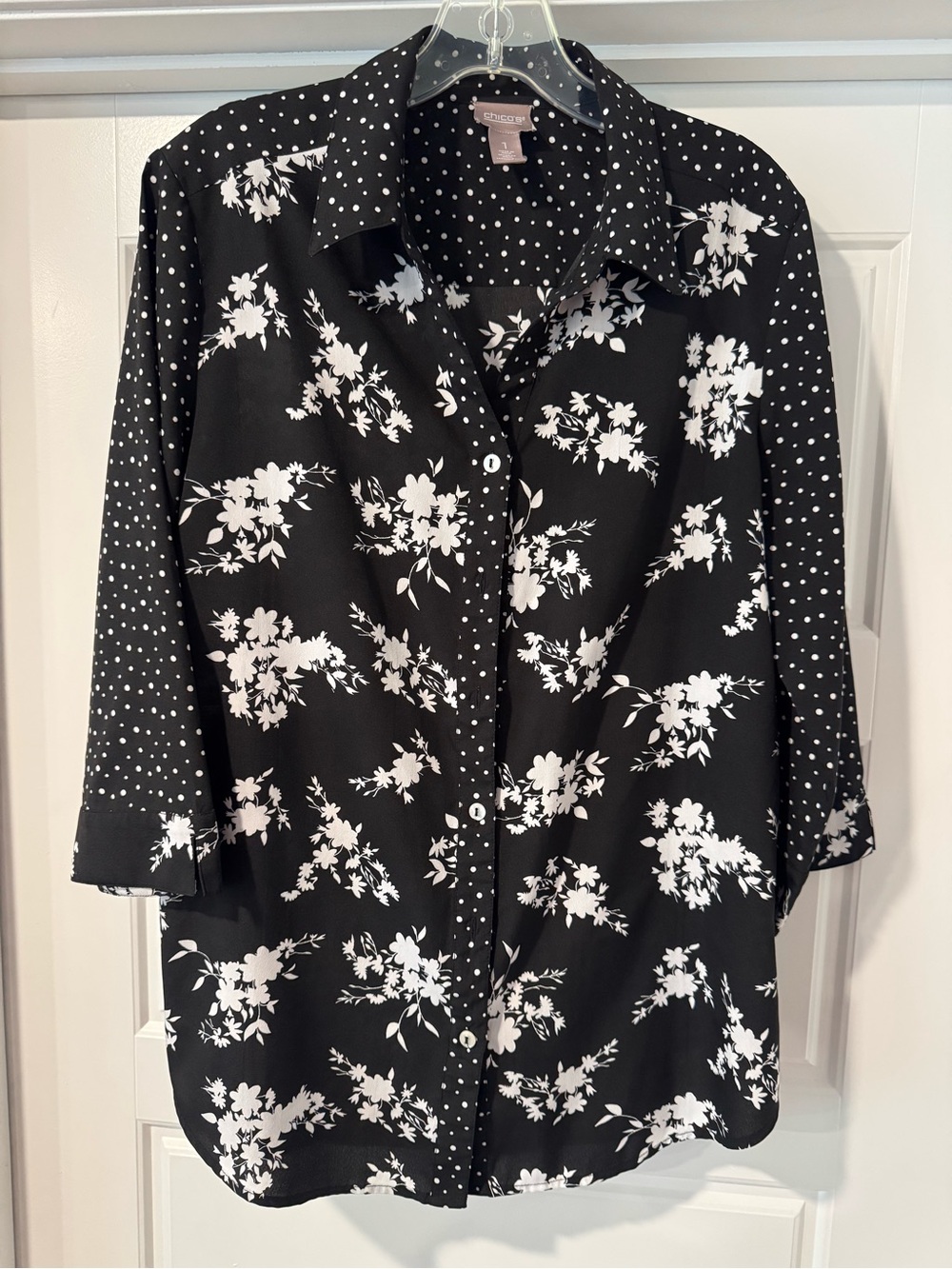 Chico's Black and White Floral & Polka Dot Button-Down Shirt